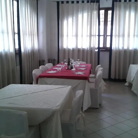La Vela 3*