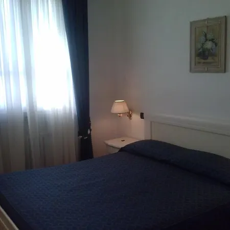 Otel La Vela 3*