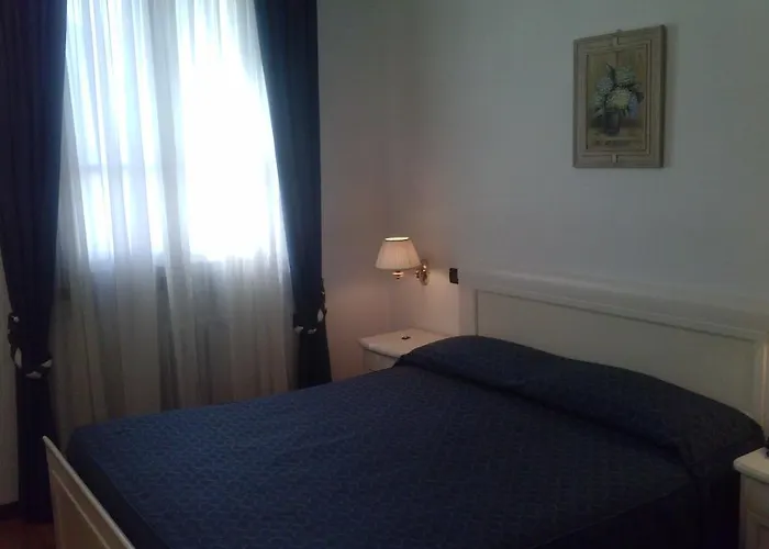 Hotel La Vela 3*